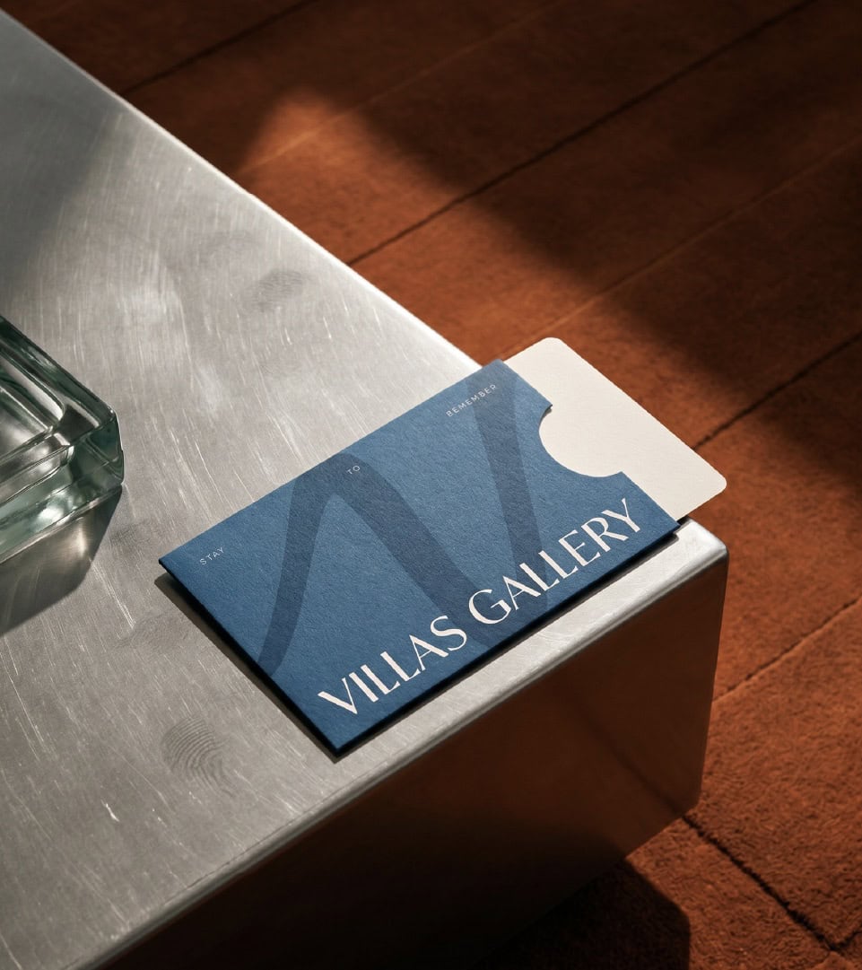 Tarjeta de visita de Villas Gallery en diseño premium.